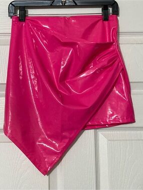 NWT SHEIN Hot Pink Asymmetrical Vinyl Mini Skirt with Draped Point